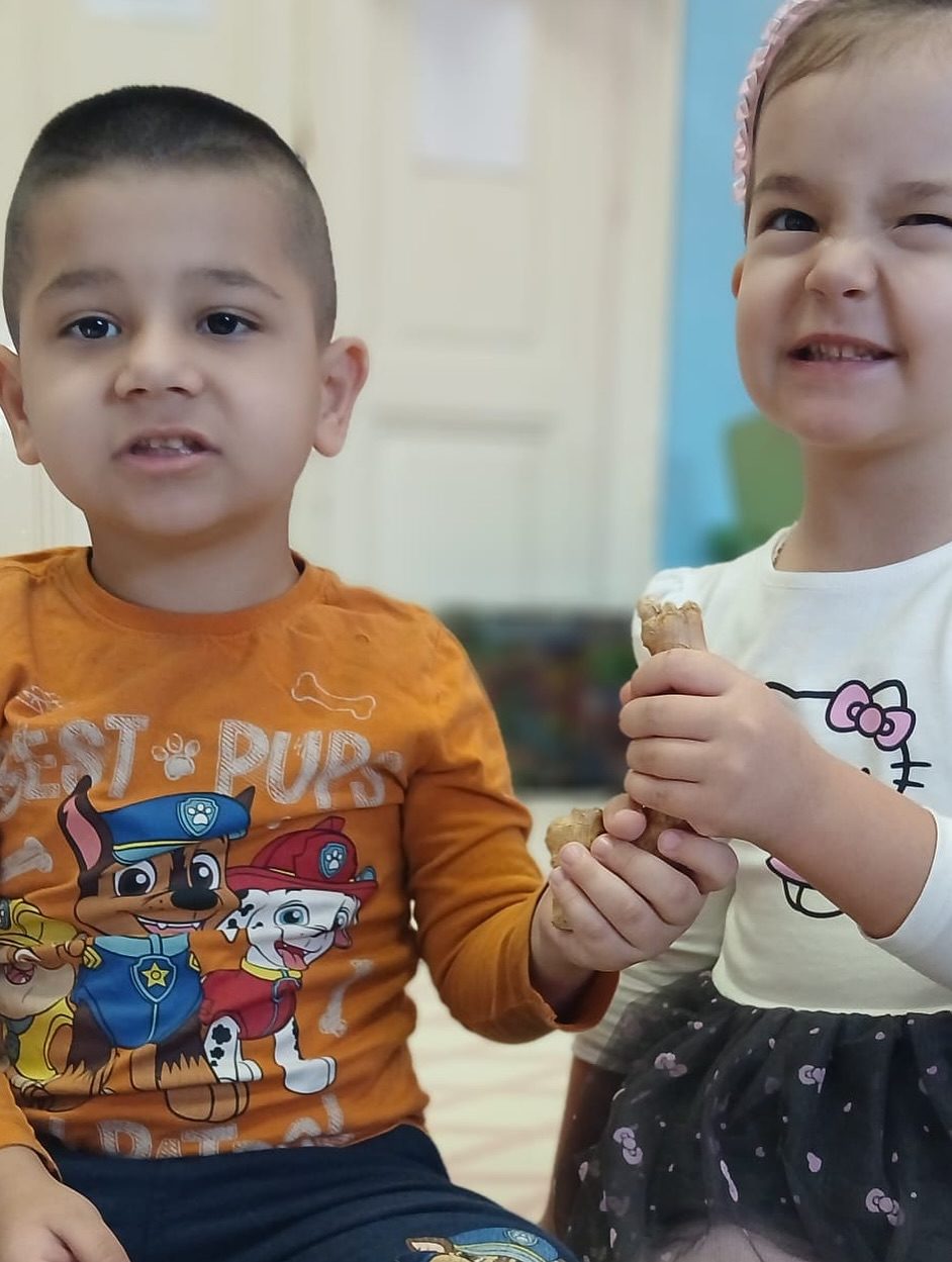 Instagram post from vrtickiki. This post is in position 9.