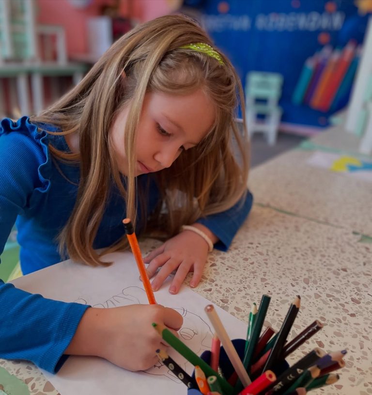 Instagram post from vrtickiki. This post is in position 2.