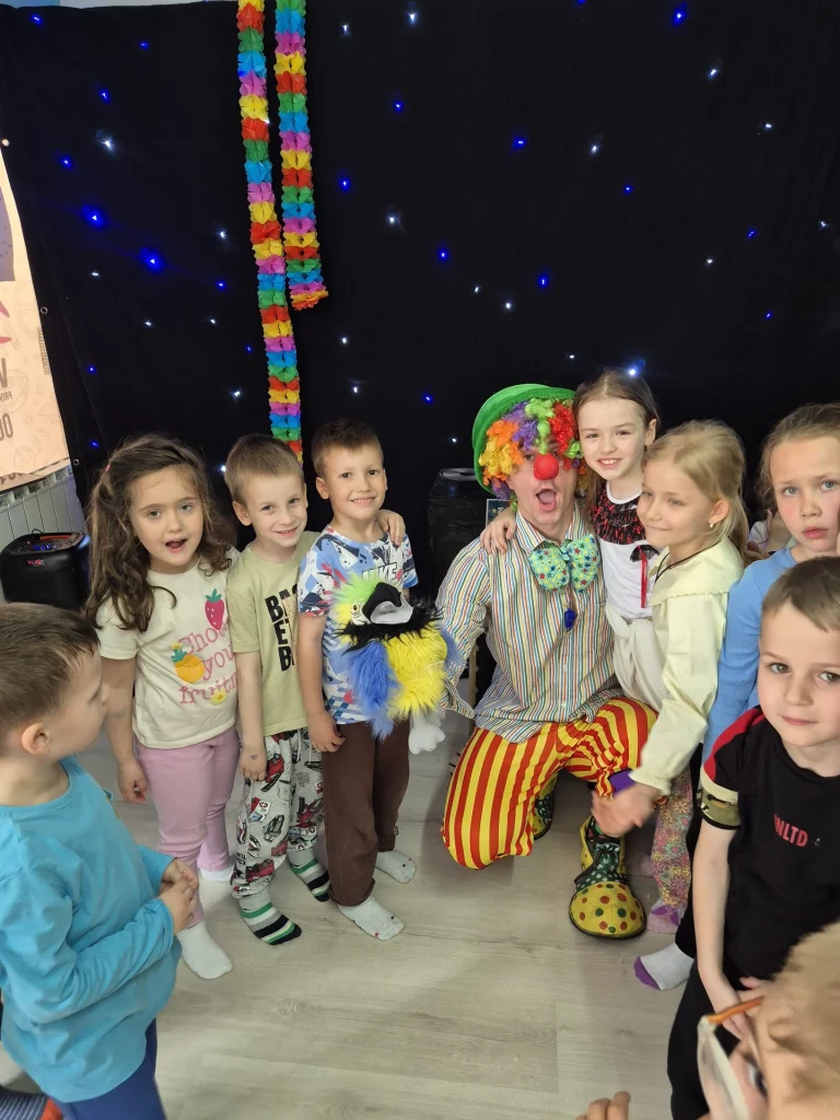 Instagram post from vrtickiki. This post is in position 3.