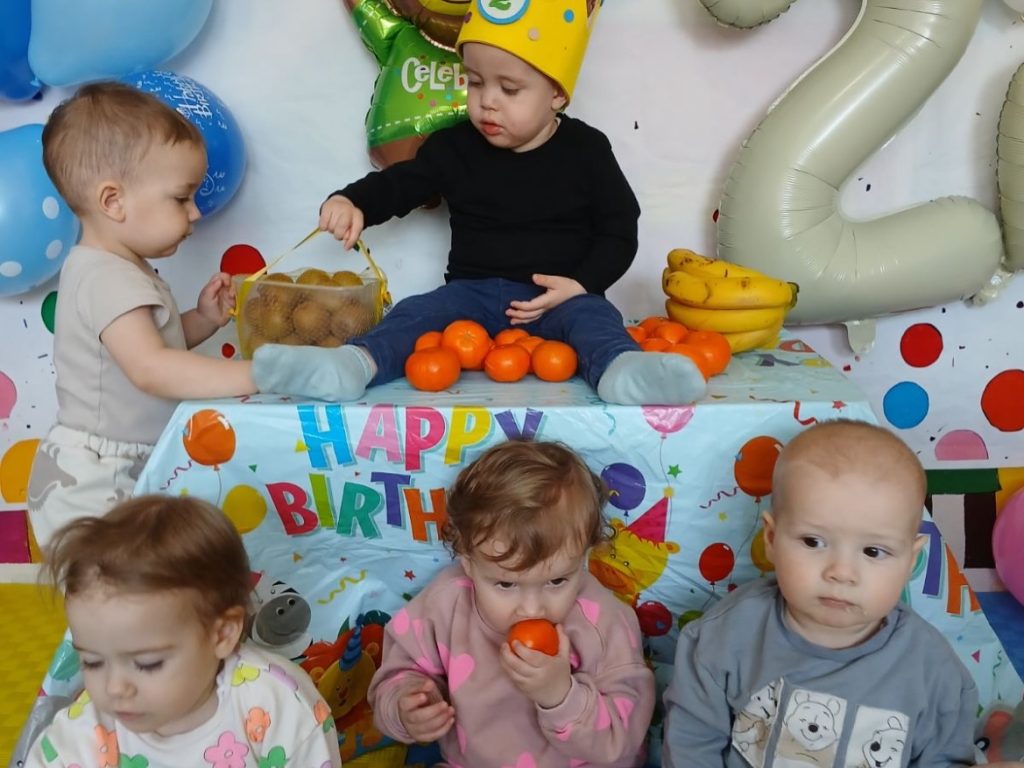 Instagram post from vrtickiki. This post is in position 4.