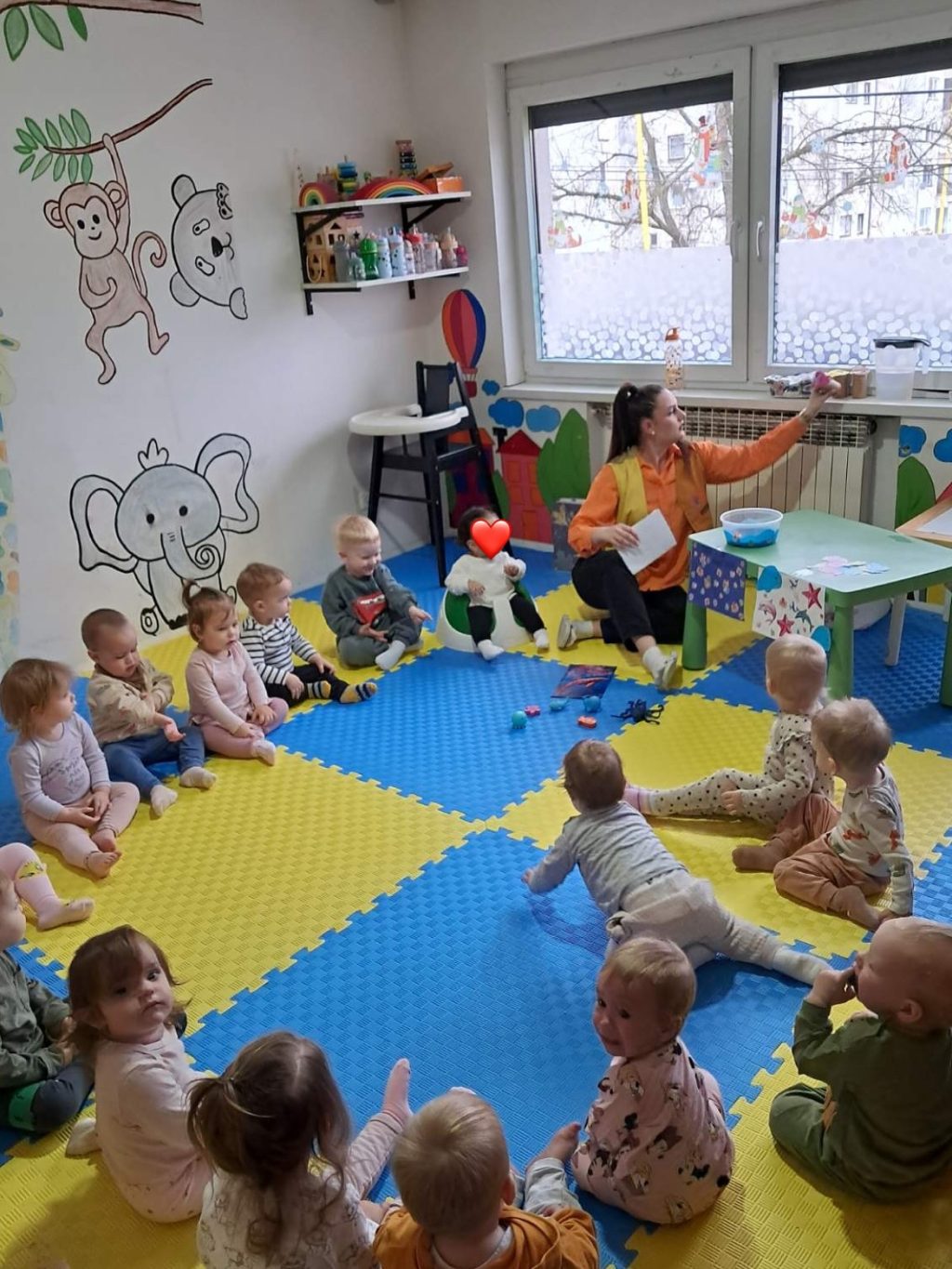 Instagram post from vrtickiki. This post is in position 0.