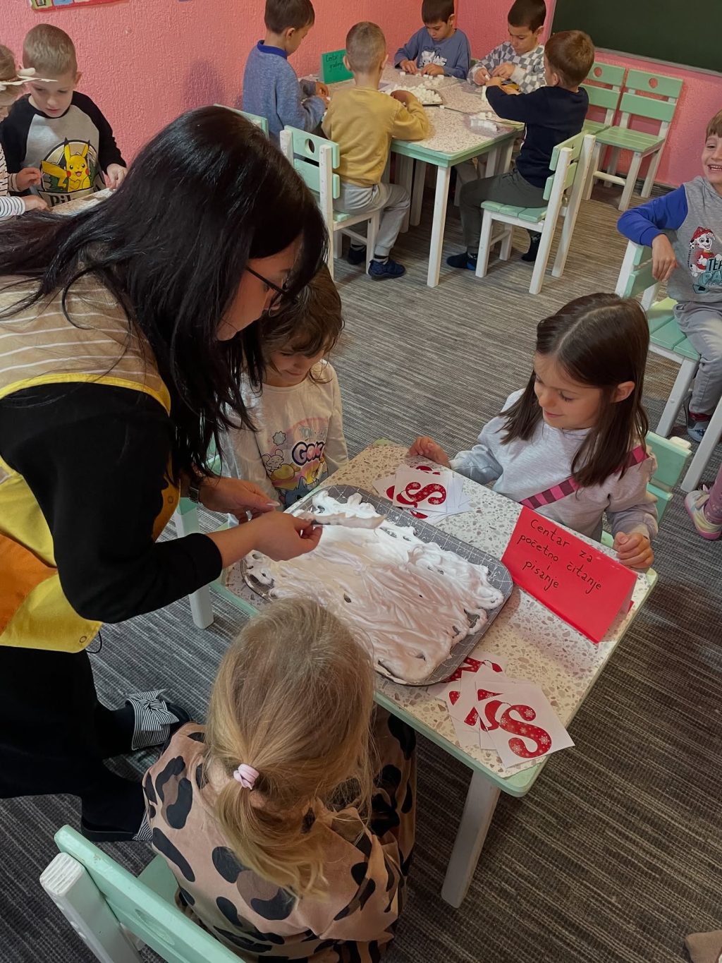 Instagram post from vrtickiki. This post is in position 4.