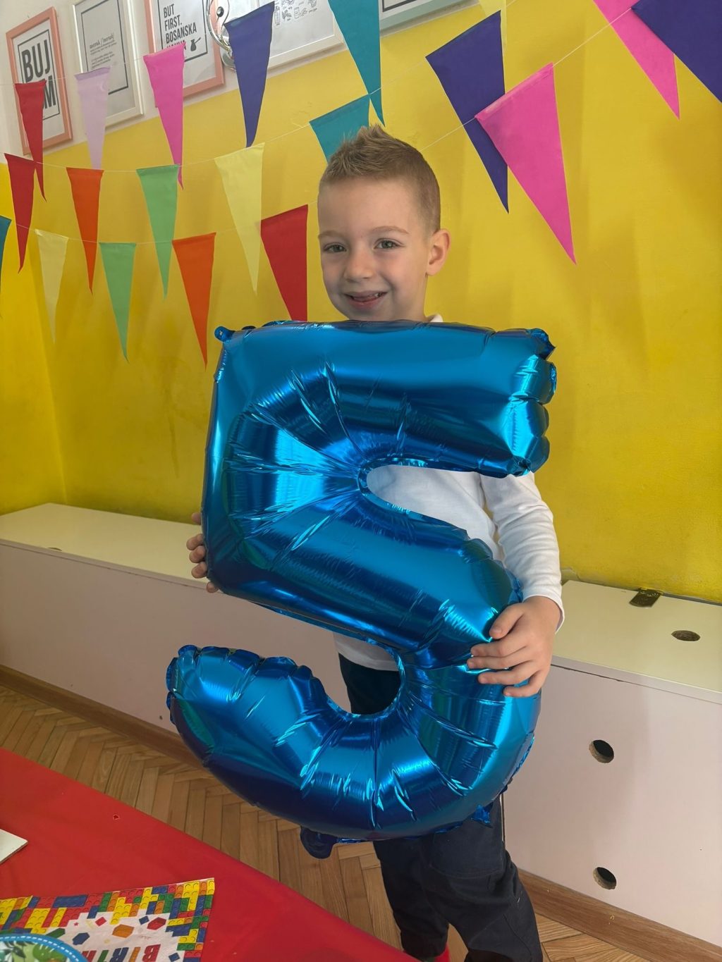 Instagram post from vrtickiki. This post is in position 1.