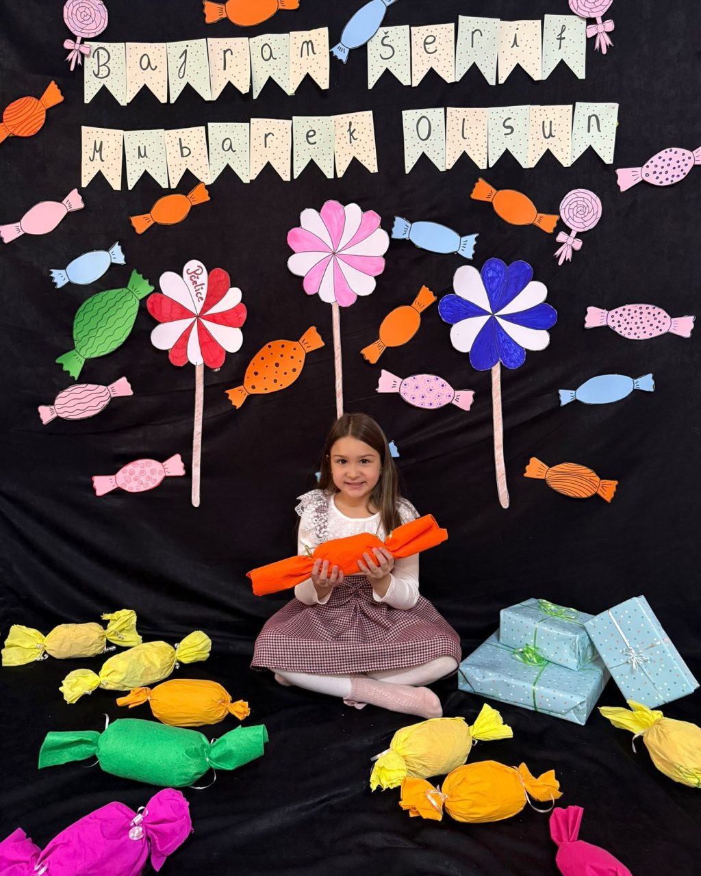 Instagram post from vrtickiki. This post is in position 8.