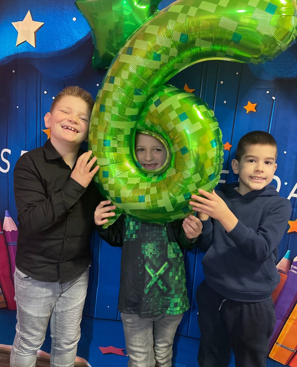 Instagram post from vrtickiki. This post is in position 8.