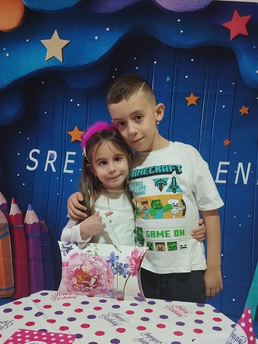 Instagram post from vrtickiki. This post is in position 2.