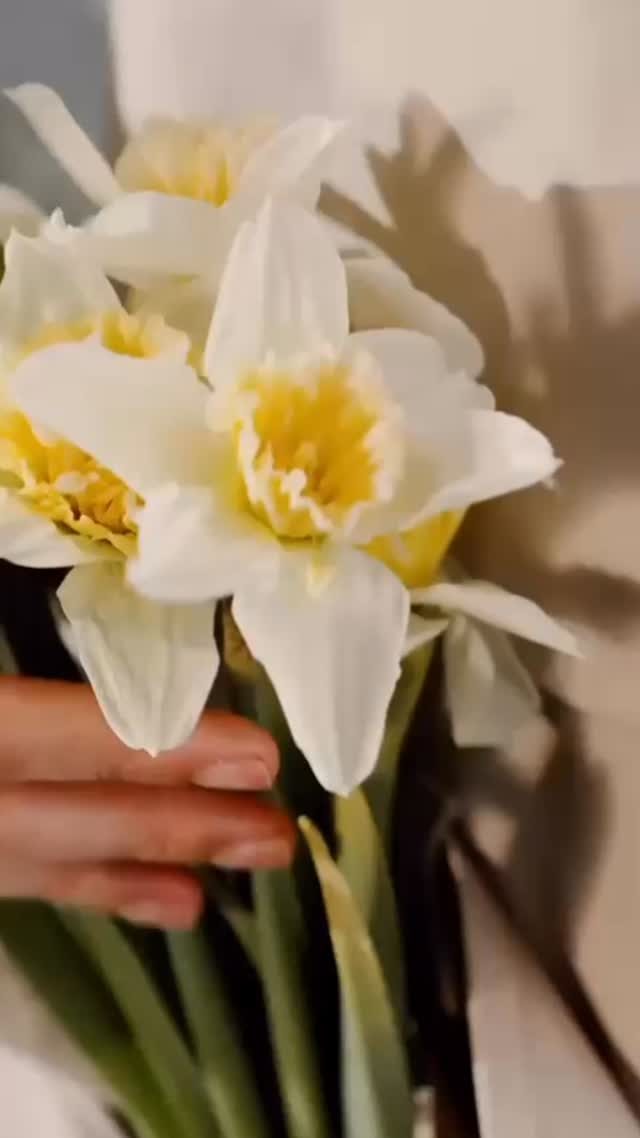 Instagram post from vrtickiki. This post is in position 4.