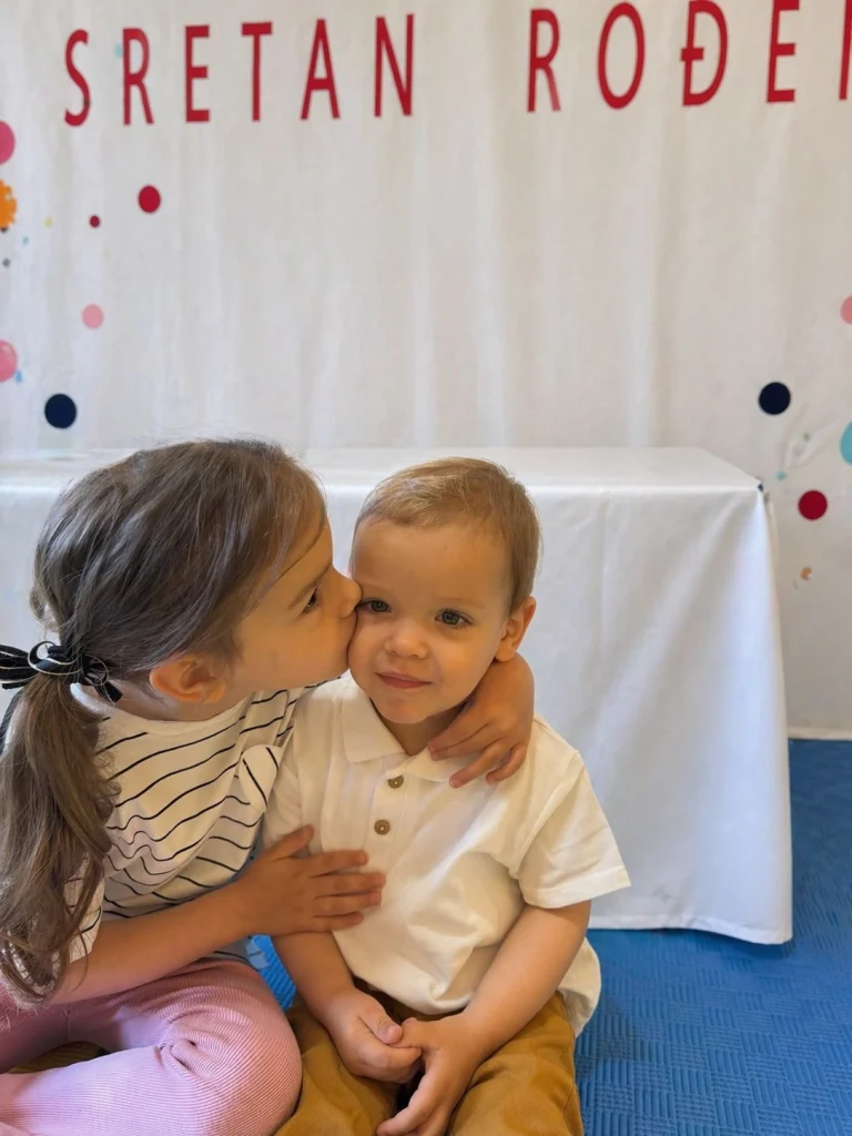 Instagram post from vrtickiki. This post is in position 1.