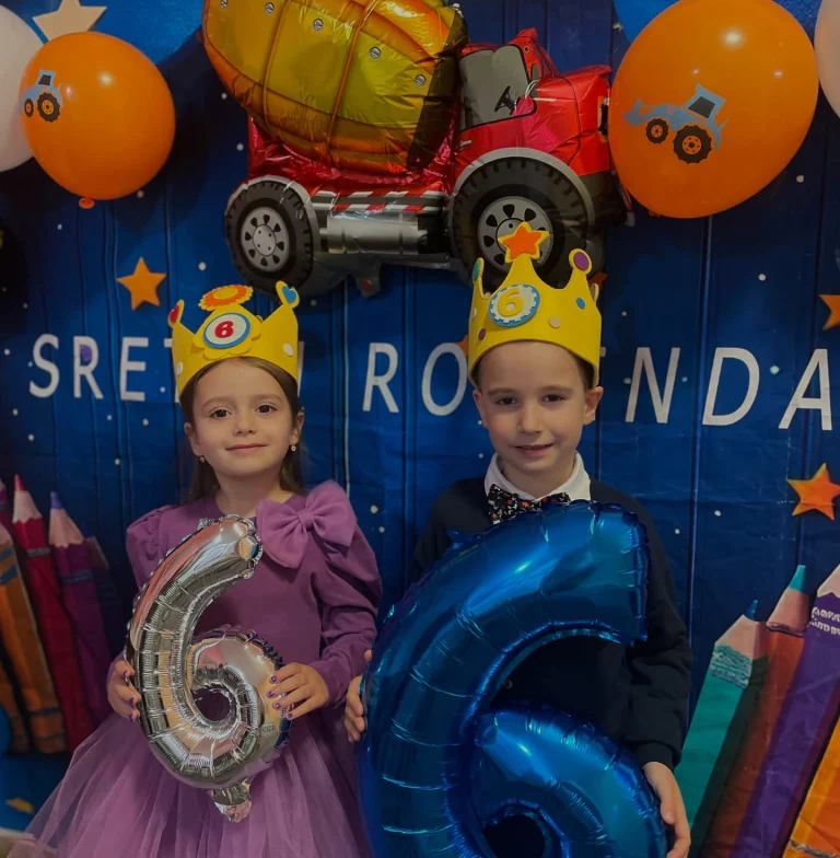 Instagram post from vrtickiki. This post is in position 6.