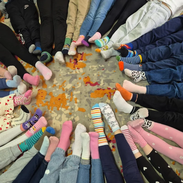 Instagram post from vrtickiki. This post is in position 7.