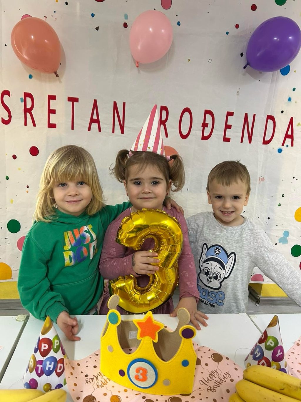 Instagram post from vrtickiki. This post is in position 2.