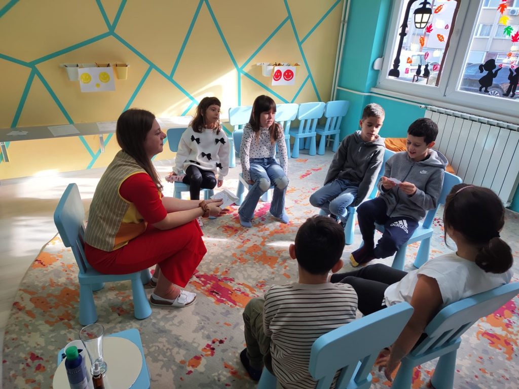 Instagram post from vrtickiki. This post is in position 0.