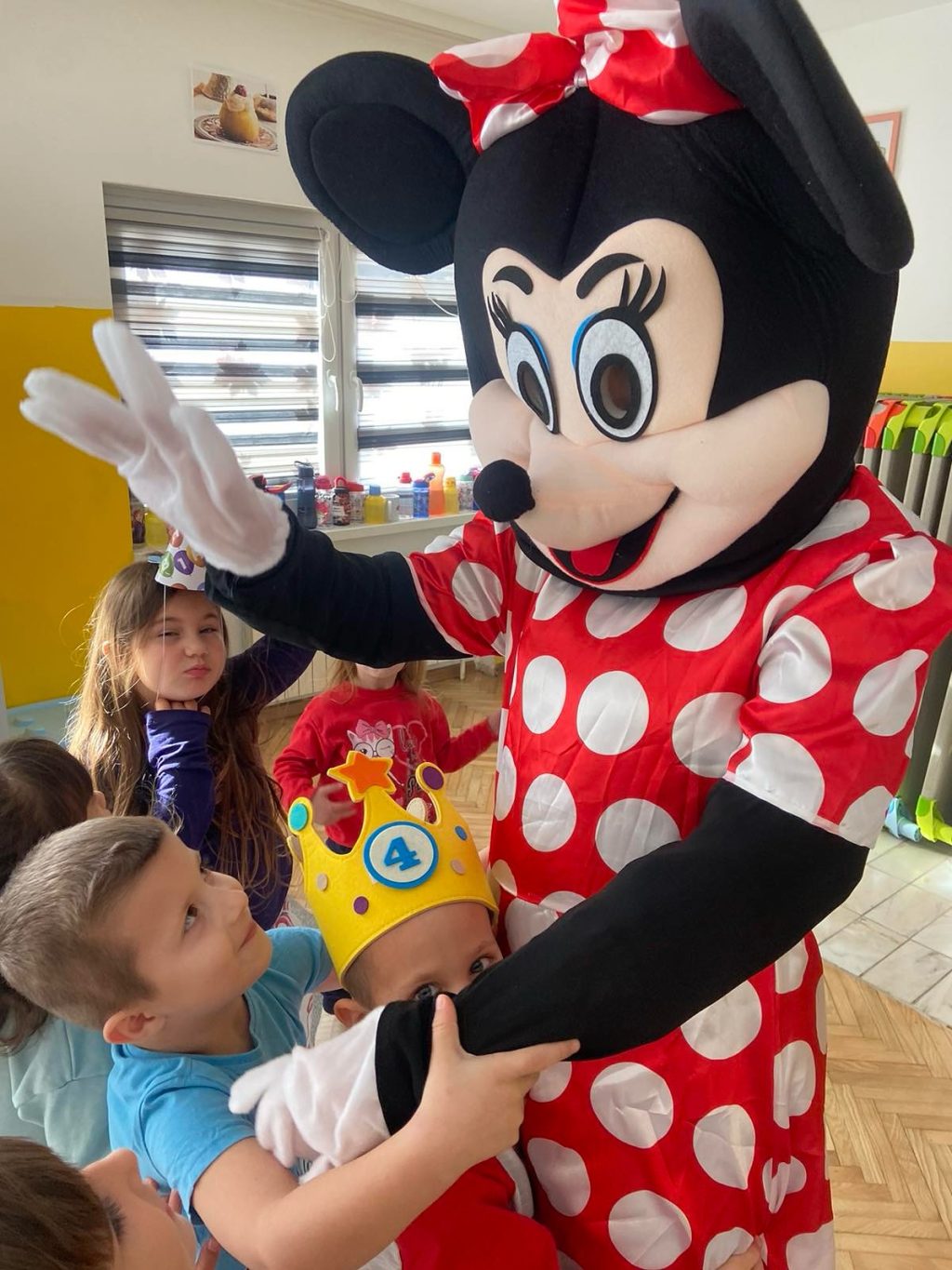 Instagram post from vrtickiki. This post is in position 7.