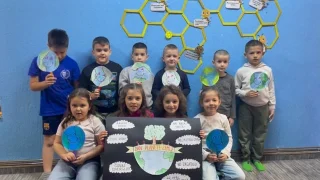 Instagram post from vrtickiki. This post is in position 10.