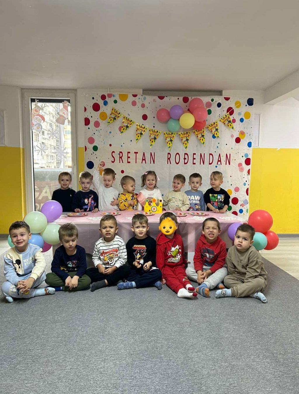 Instagram post from vrtickiki. This post is in position 5.