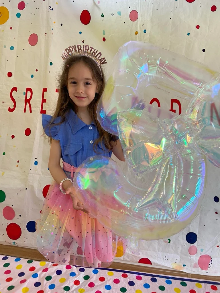 Instagram post from vrtickiki. This post is in position 1.