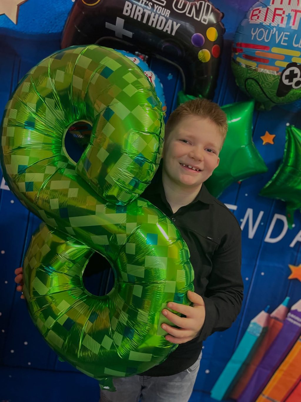 Instagram post from vrtickiki. This post is in position 0.