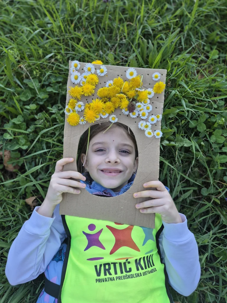 Instagram post from vrtickiki. This post is in position 11.