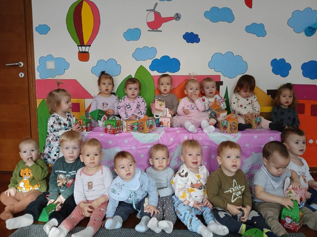 Instagram post from vrtickiki. This post is in position 1.