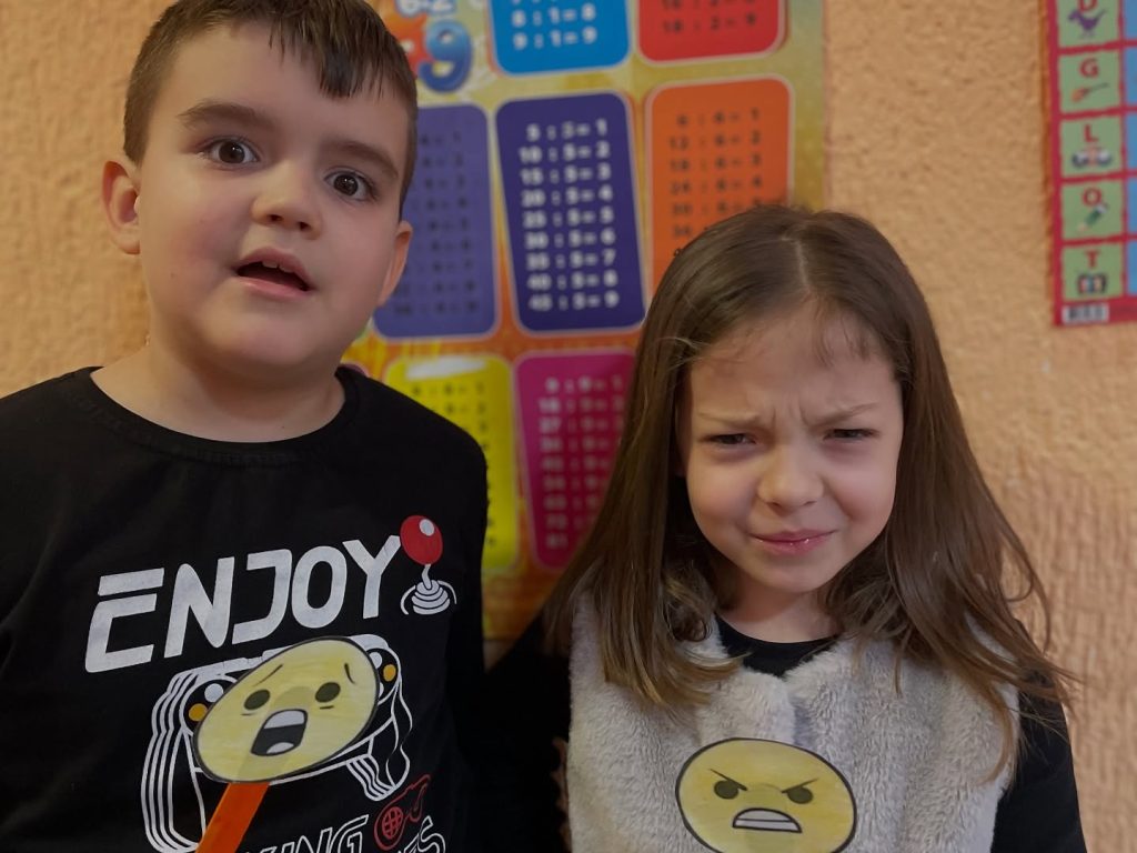 Instagram post from vrtickiki. This post is in position 8.