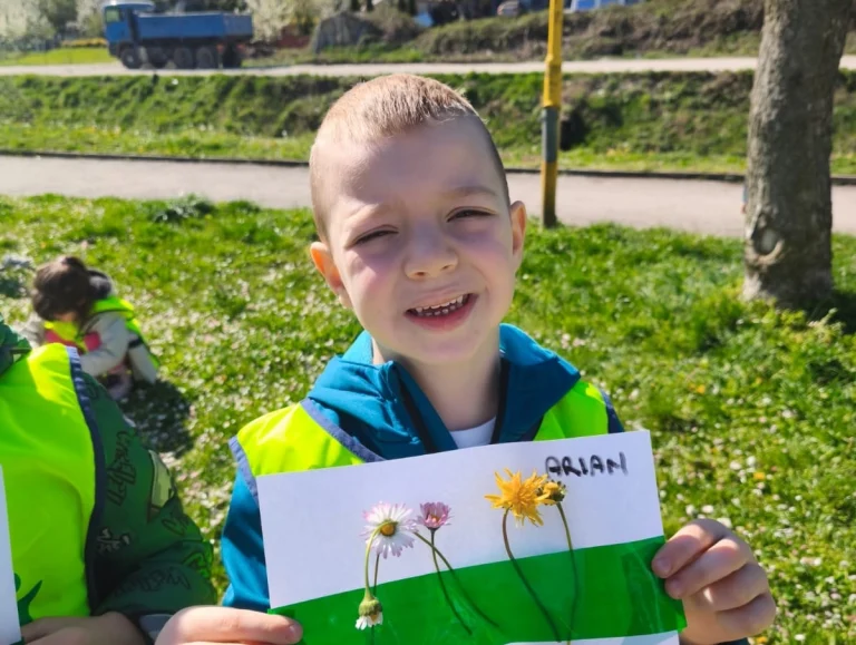 Instagram post from vrtickiki. This post is in position 6.