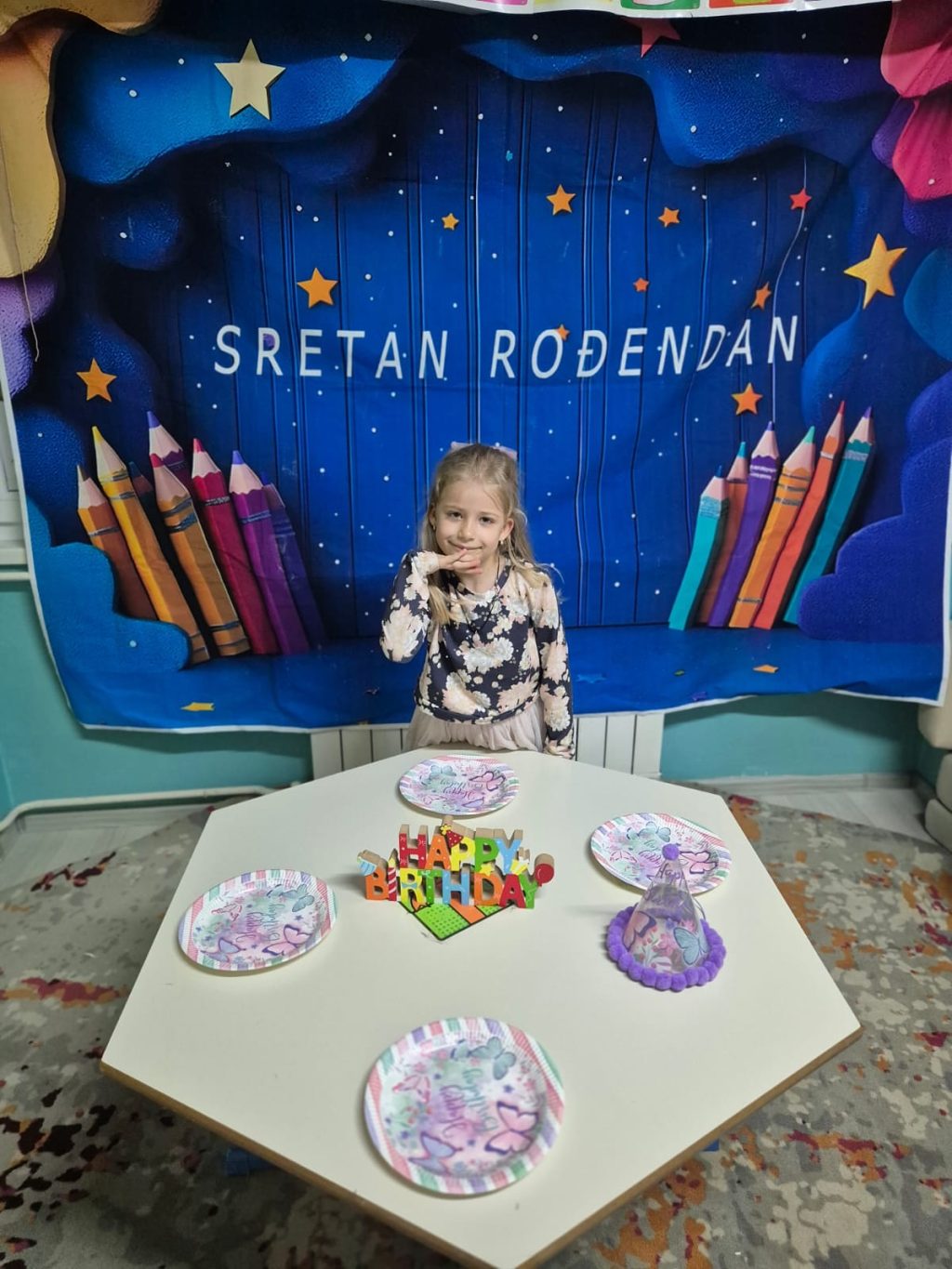 Instagram post from vrtickiki. This post is in position 6.