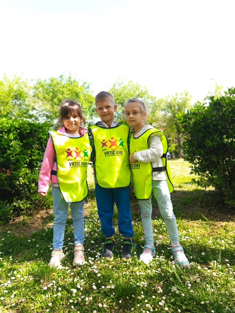 Instagram post from vrtickiki. This post is in position 9.