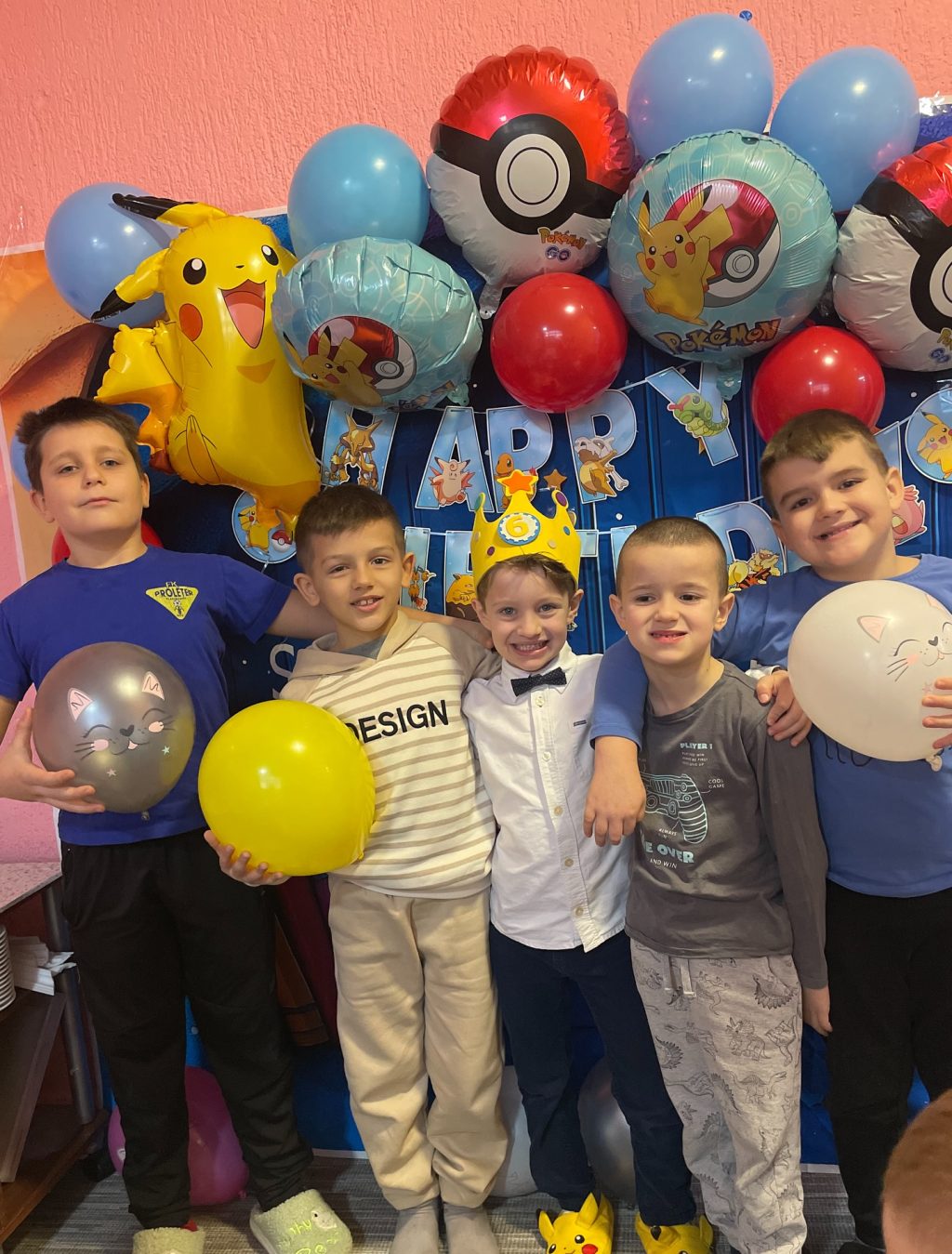 Instagram post from vrtickiki. This post is in position 9.