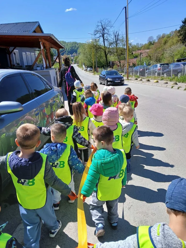 Instagram post from vrtickiki. This post is in position 15.