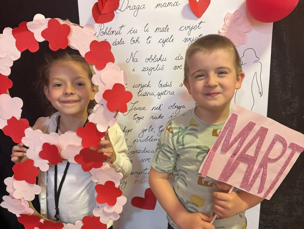 Instagram post from vrtickiki. This post is in position 11.