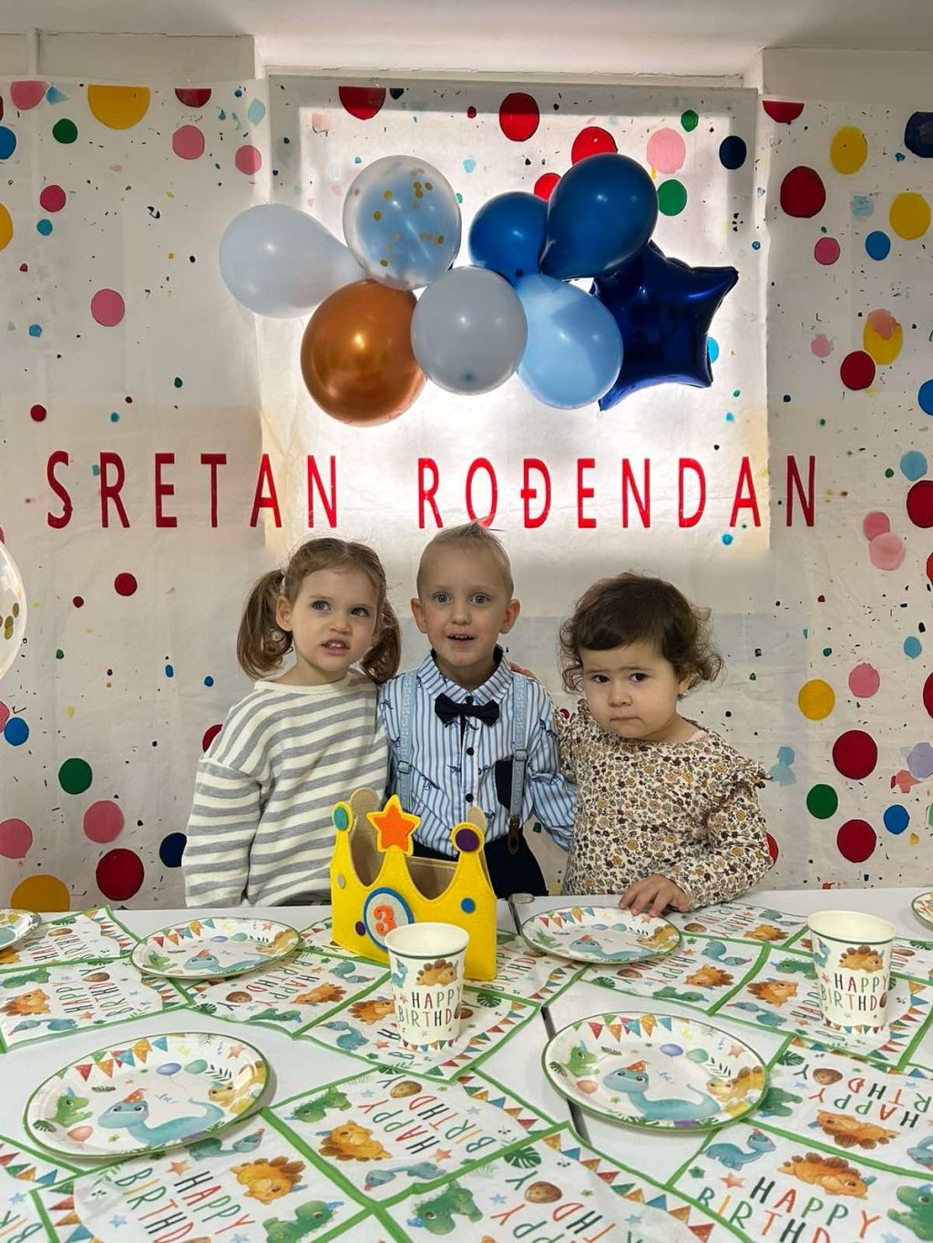 Instagram post from vrtickiki. This post is in position 4.