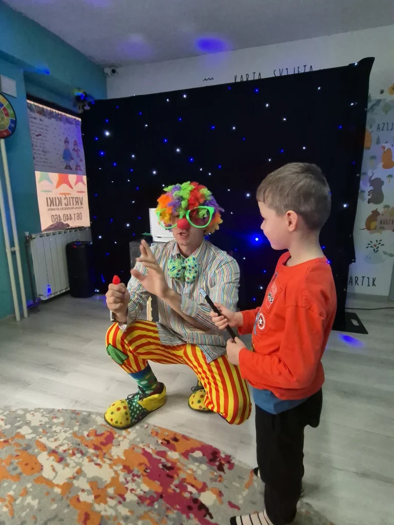 Instagram post from vrtickiki. This post is in position 16.