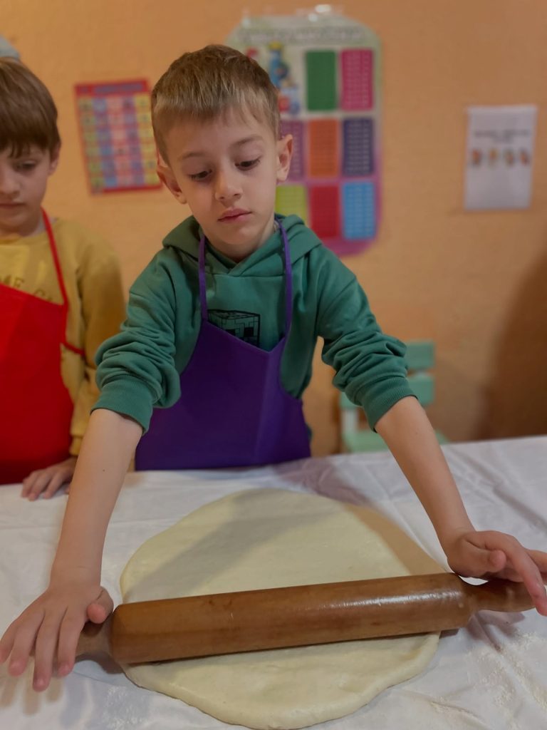 Instagram post from vrtickiki. This post is in position 9.