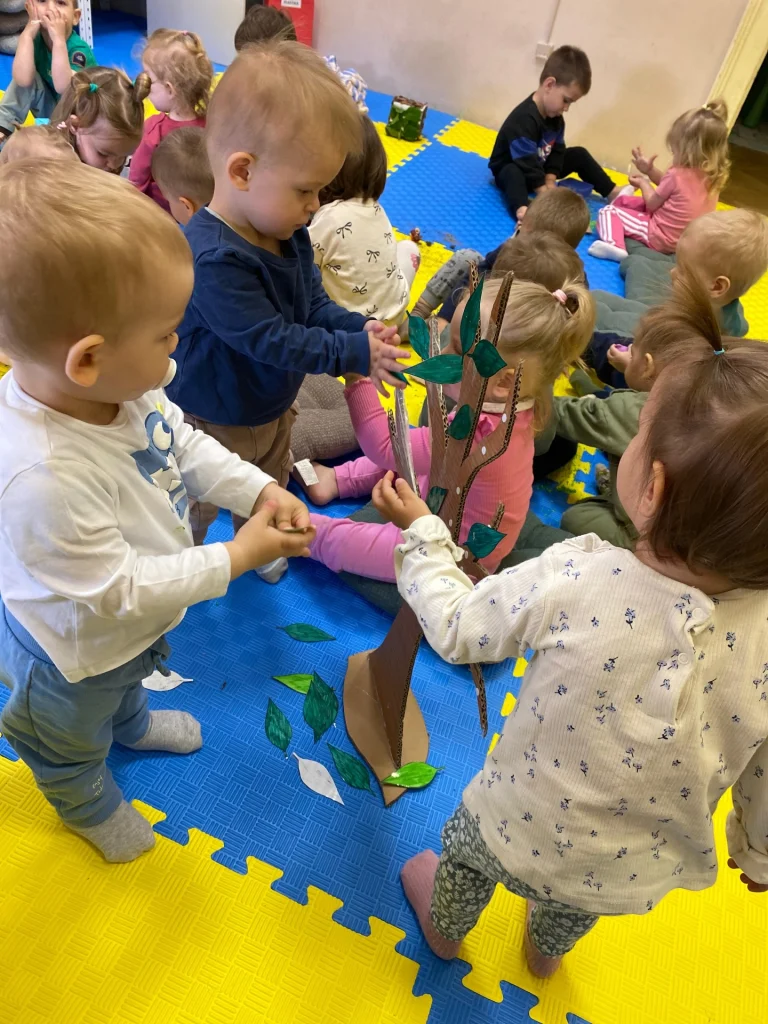 Instagram post from vrtickiki. This post is in position 8.