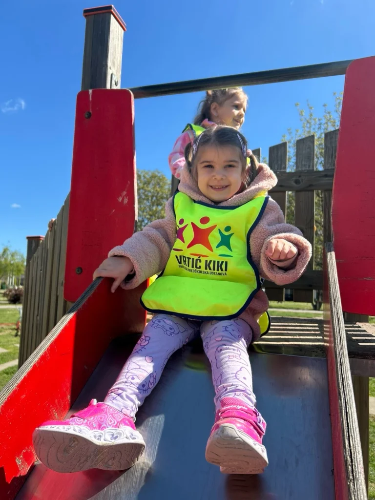 Instagram post from vrtickiki. This post is in position 11.