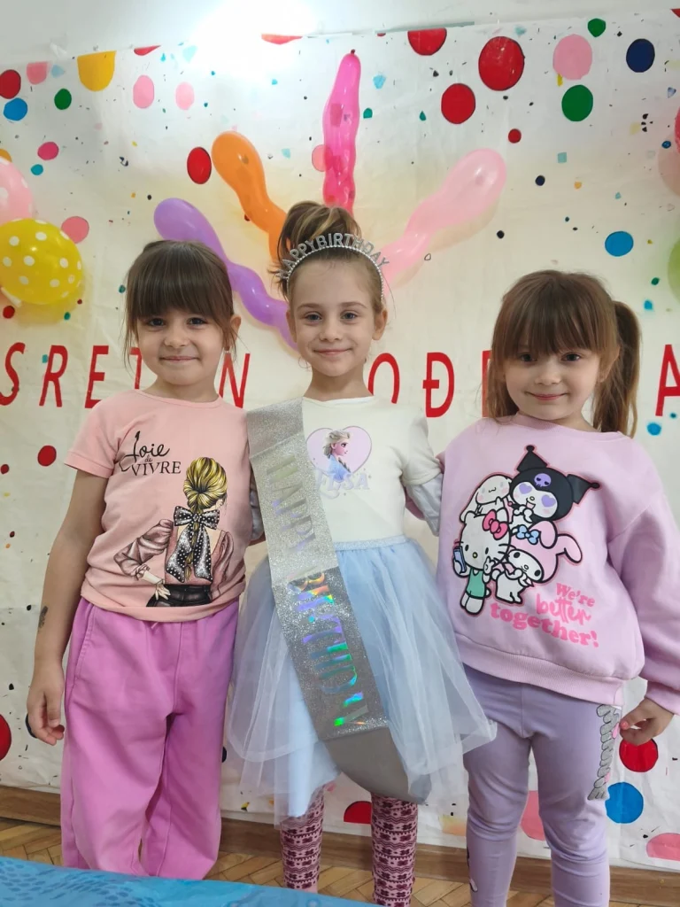 Instagram post from vrtickiki. This post is in position 2.