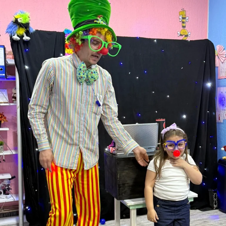 Instagram post from vrtickiki. This post is in position 7.