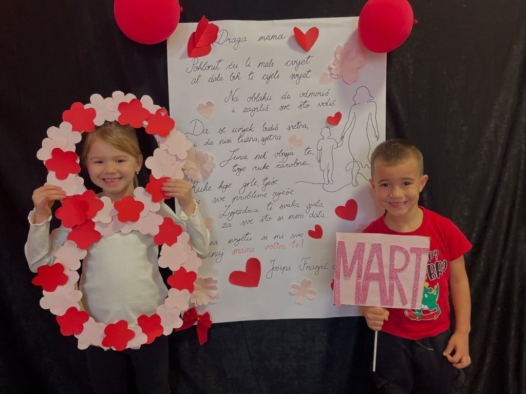 Instagram post from vrtickiki. This post is in position 6.