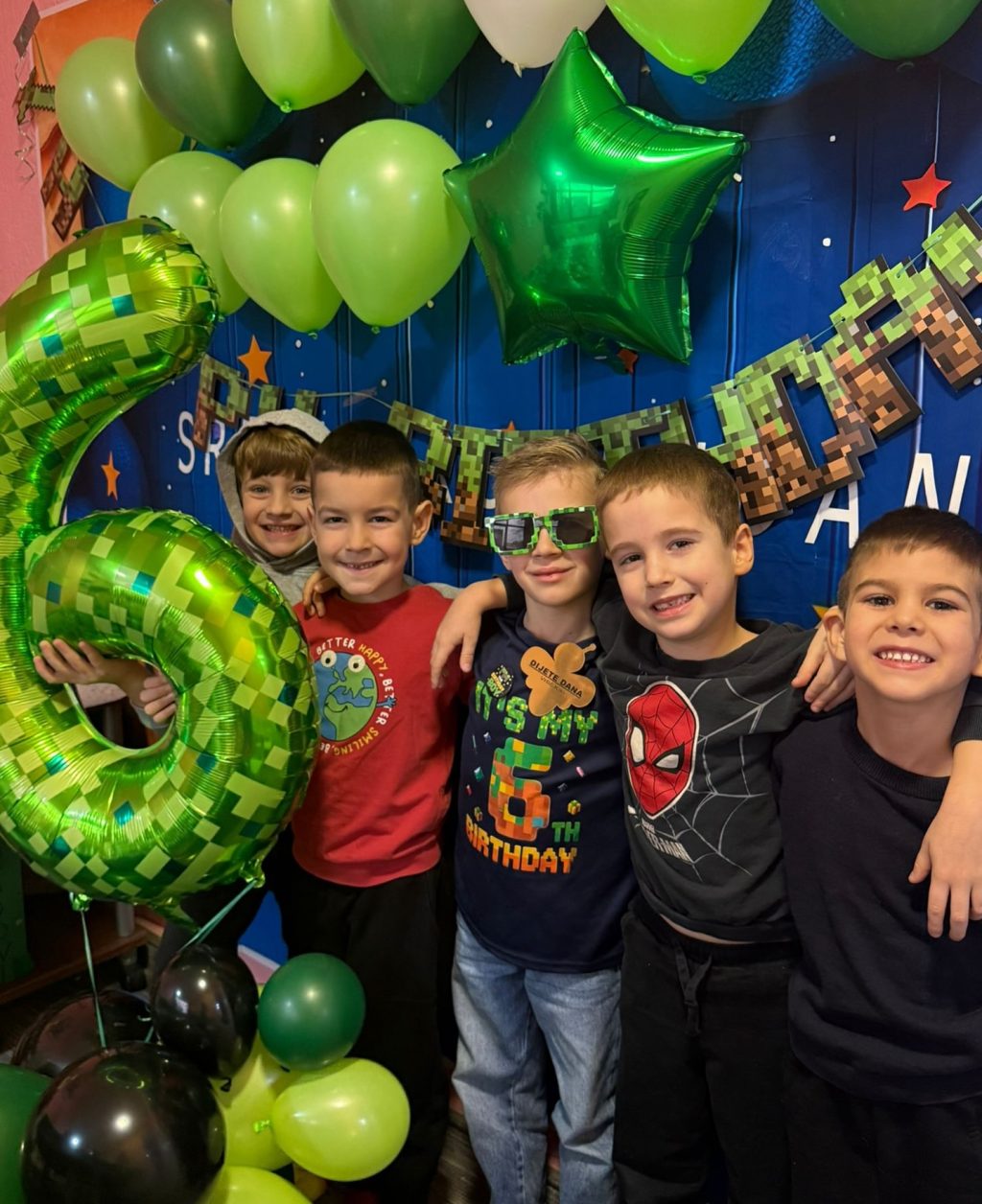 Instagram post from vrtickiki. This post is in position 2.