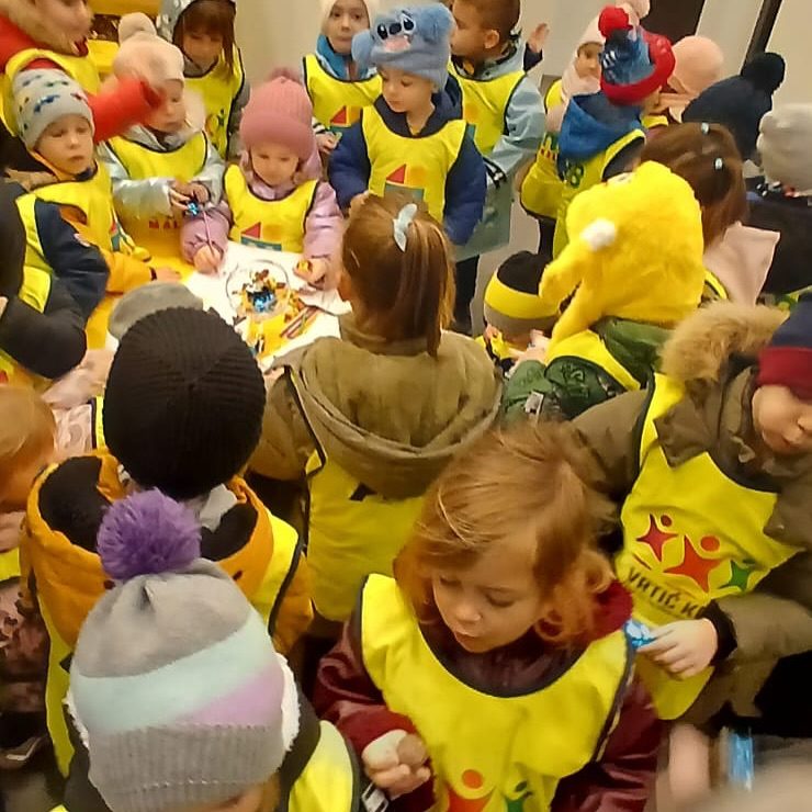 Instagram post from vrtickiki. This post is in position 14.