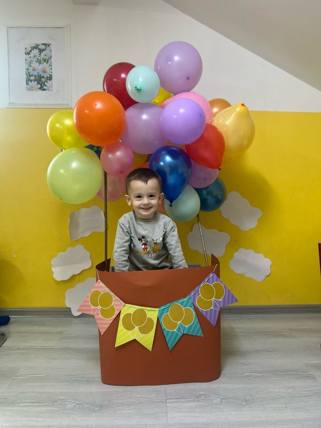 Instagram post from vrtickiki. This post is in position 10.