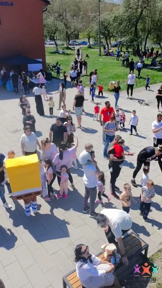 Instagram post from vrtickiki. This post is in position 3.