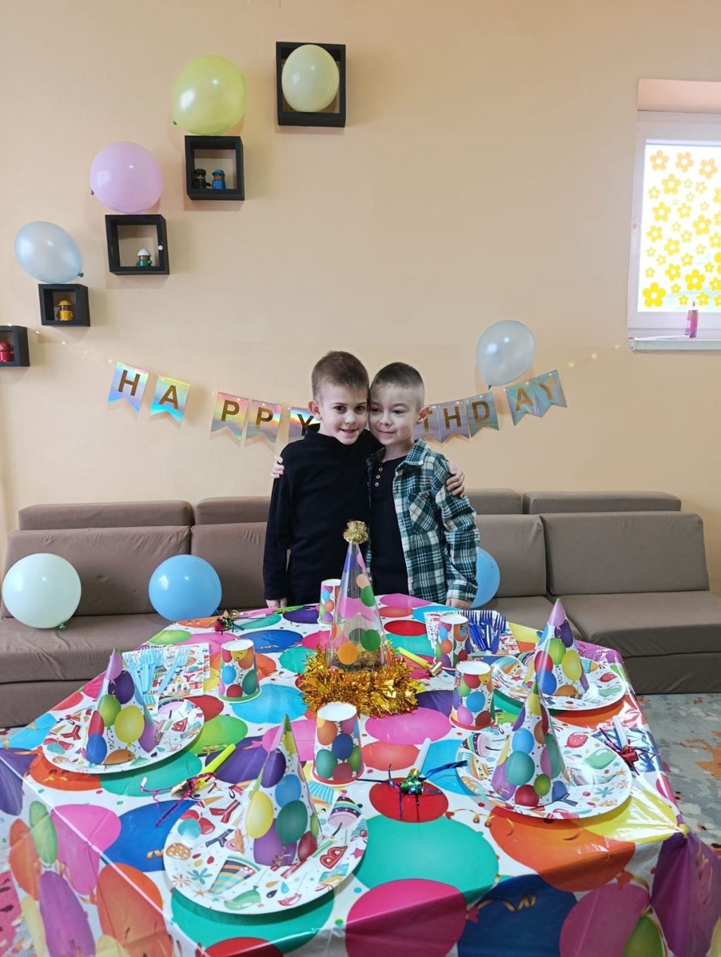 Instagram post from vrtickiki. This post is in position 4.