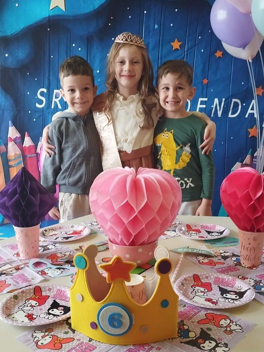 Instagram post from vrtickiki. This post is in position 5.