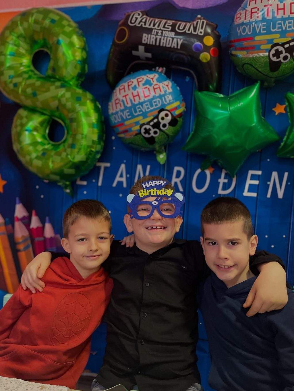 Instagram post from vrtickiki. This post is in position 2.