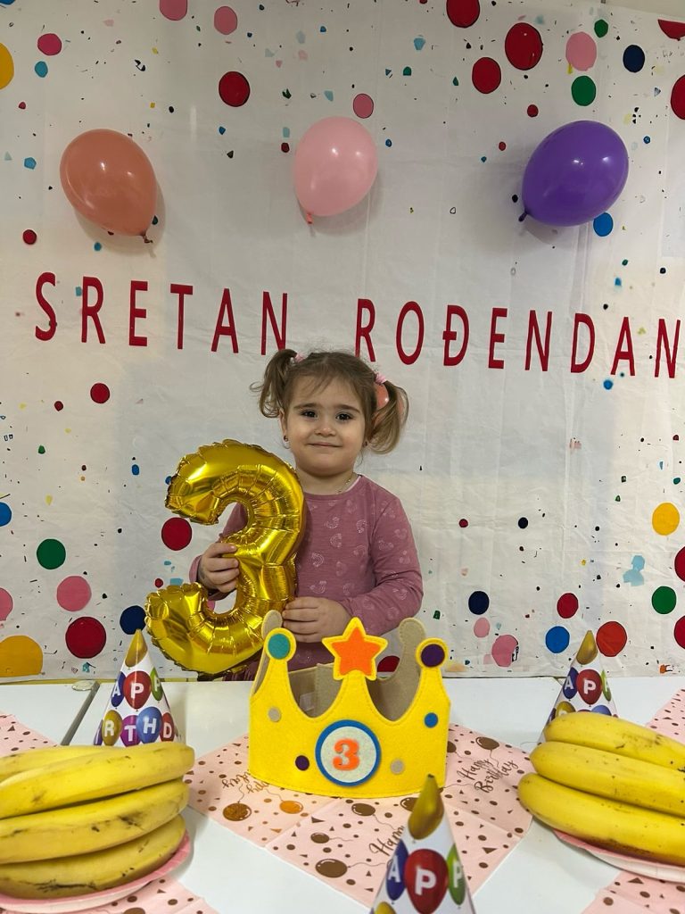 Instagram post from vrtickiki. This post is in position 2.