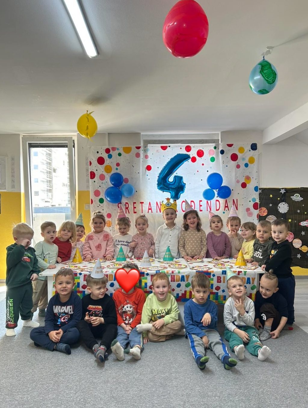 Instagram post from vrtickiki. This post is in position 6.