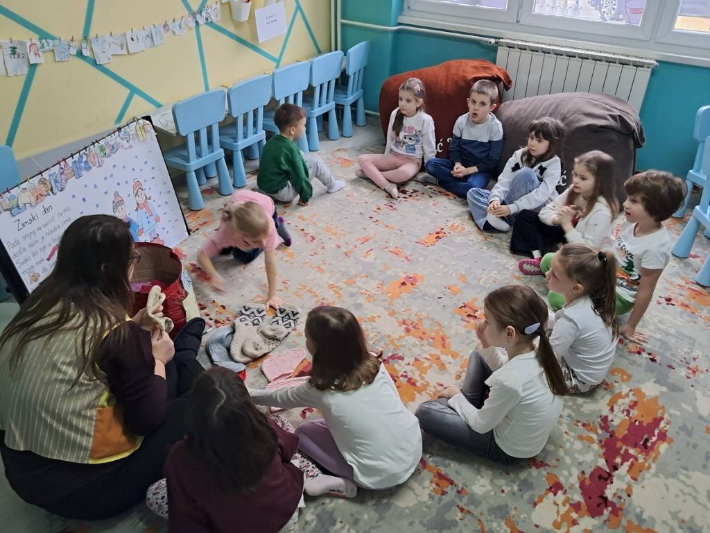 Instagram post from vrtickiki. This post is in position 0.