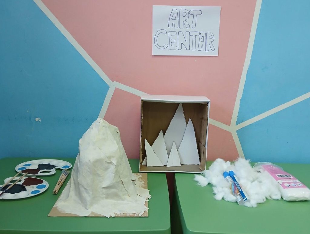 Instagram post from vrtickiki. This post is in position 4.