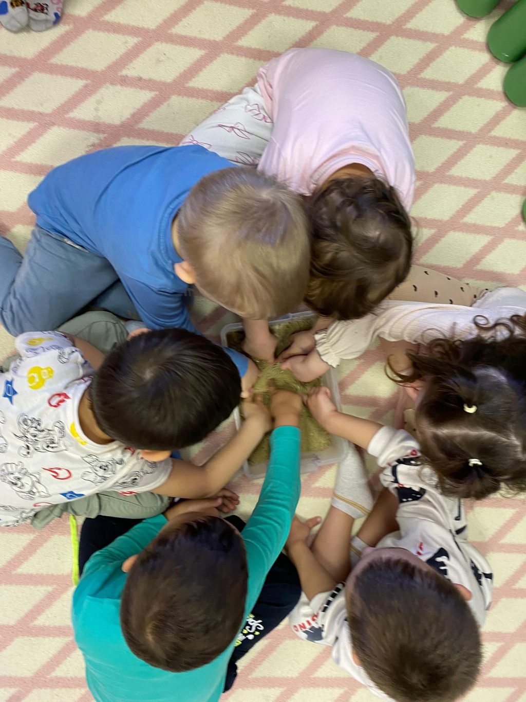 Instagram post from vrtickiki. This post is in position 3.